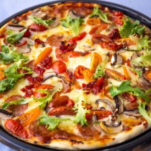 Pizza cuite au feu de bois à Chauray